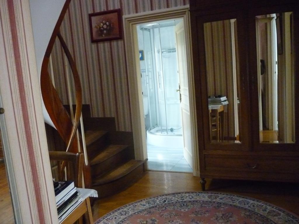 Chambres D'Hotes Le Jardin D'Alice Le Tilleul Exterior foto