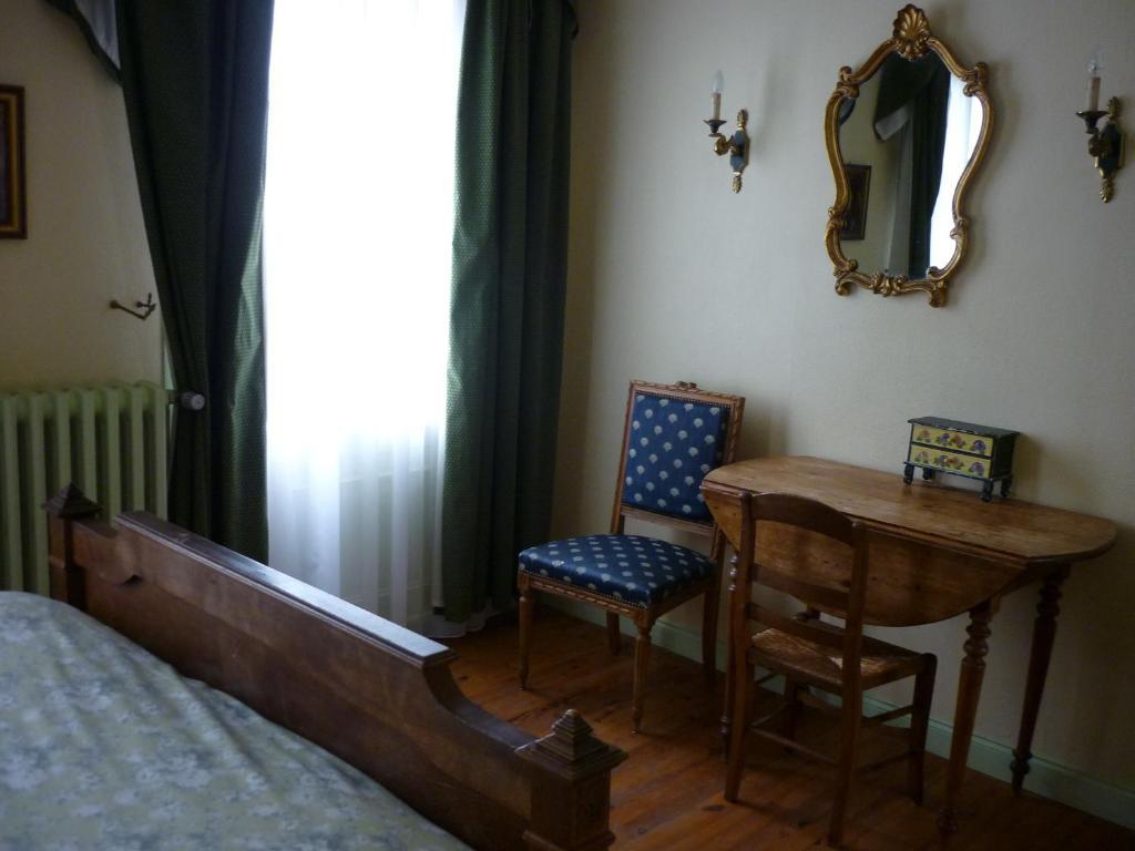 Chambres D'Hotes Le Jardin D'Alice Le Tilleul Zimmer foto